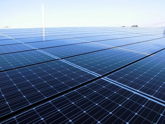 未来を照らす、安心の太陽光発電をあなたに。